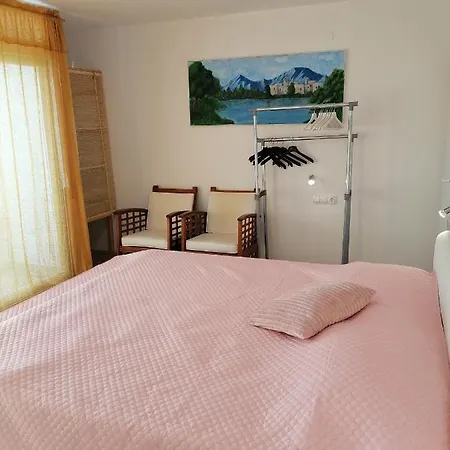 Apartman Kika *